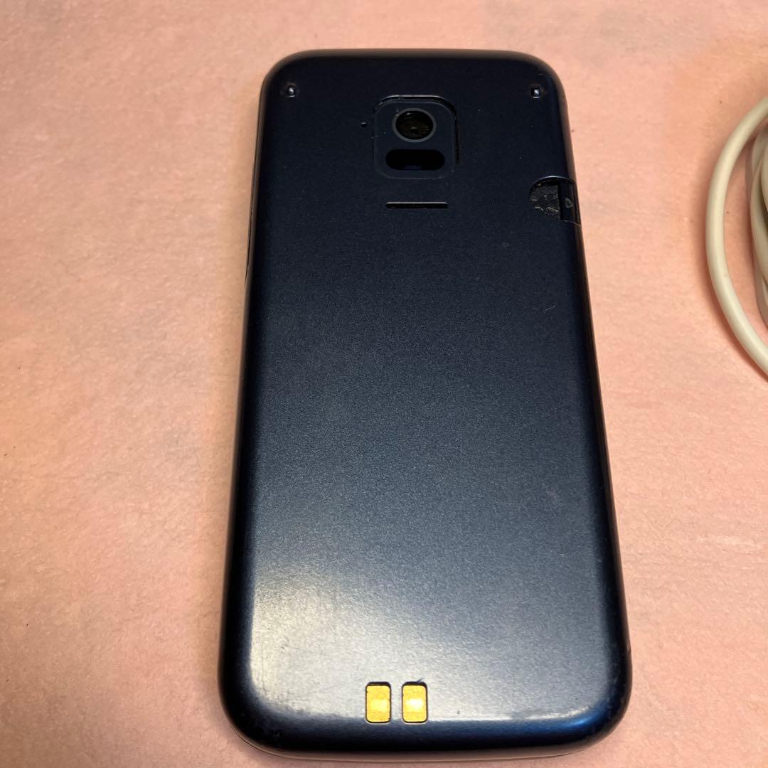 docomo F-01M ネイビー 本体と充電器