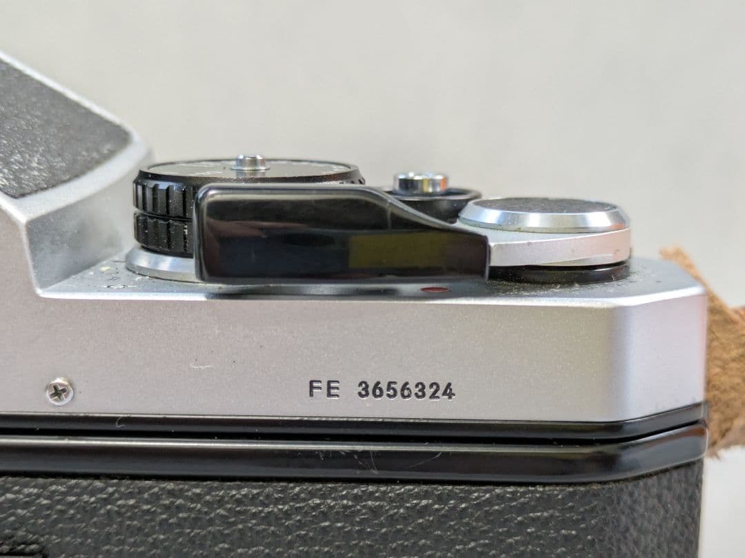 値下げコメ　ニコン FE 一眼レフカメラ