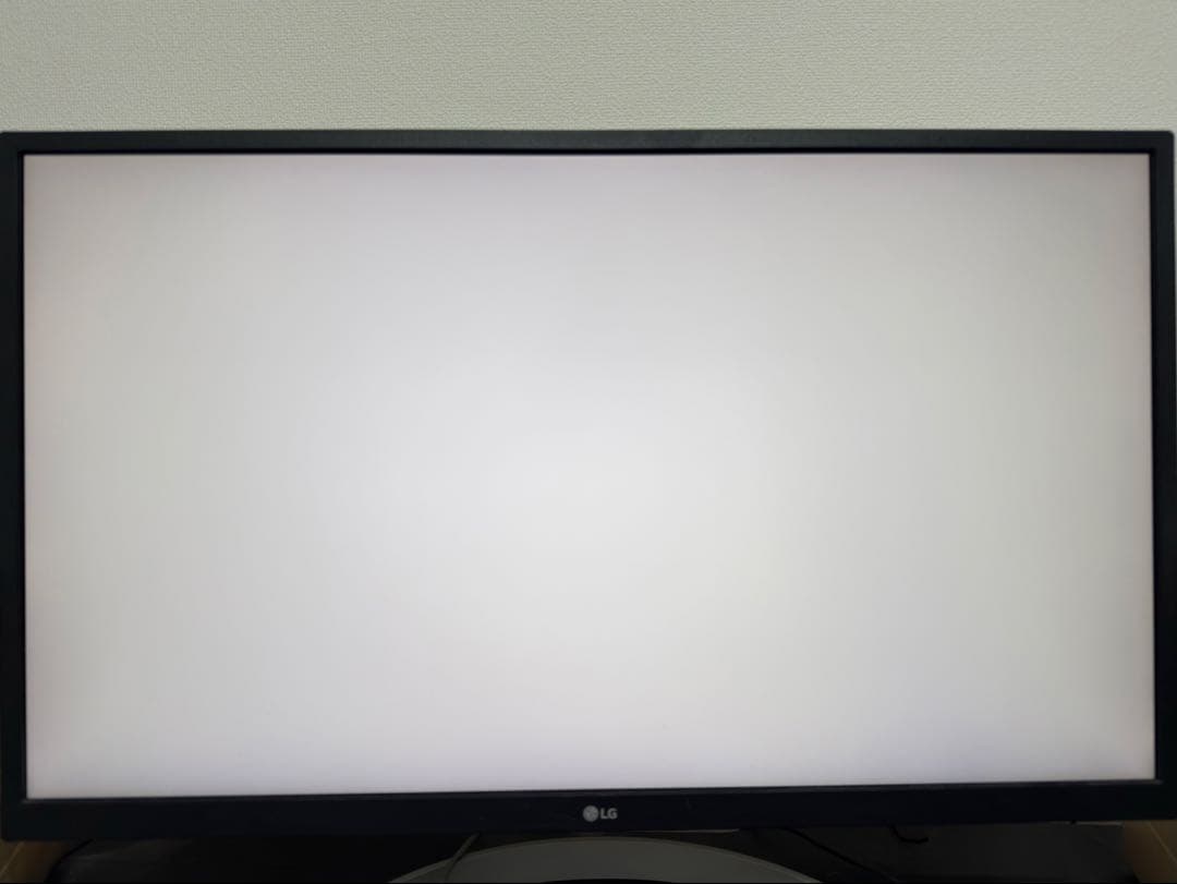 LG 27UP550 27インチ 4K モニター