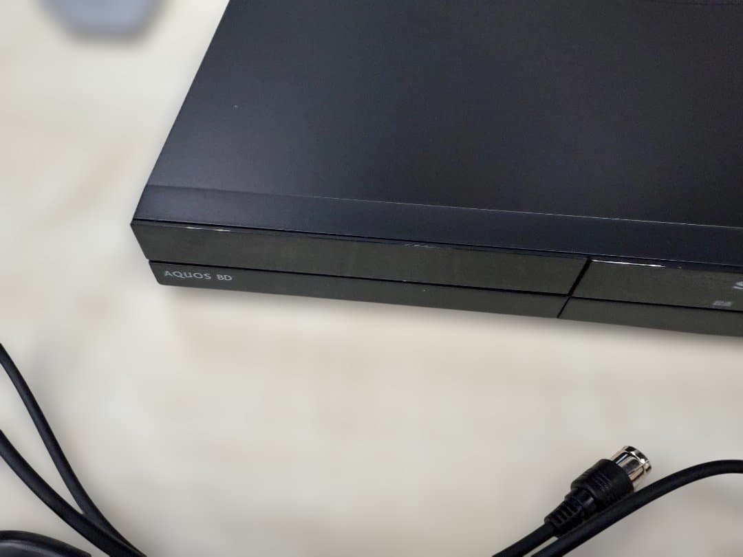 ★中古美品格安！SHARP AQUOS ブルーレイレコーダー 2B-C20GW1
