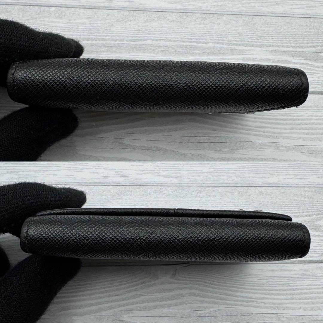 【美品】PRADA　キーケース　6連　 サフィアーノ シルバー金具 ブラック