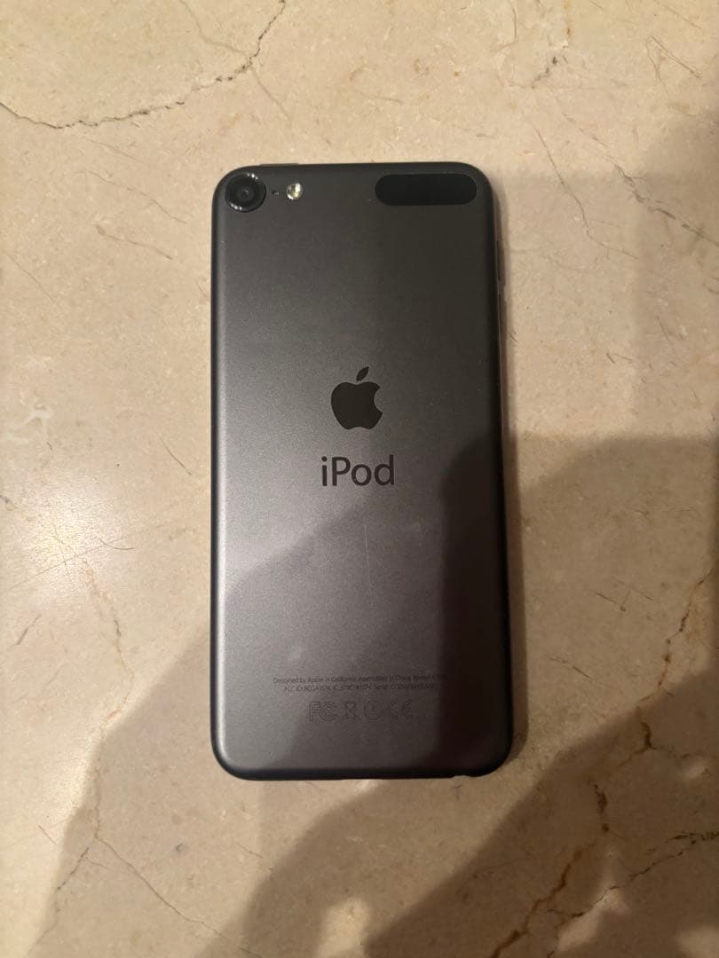 Apple iPod Touch (第6世代) 128GB