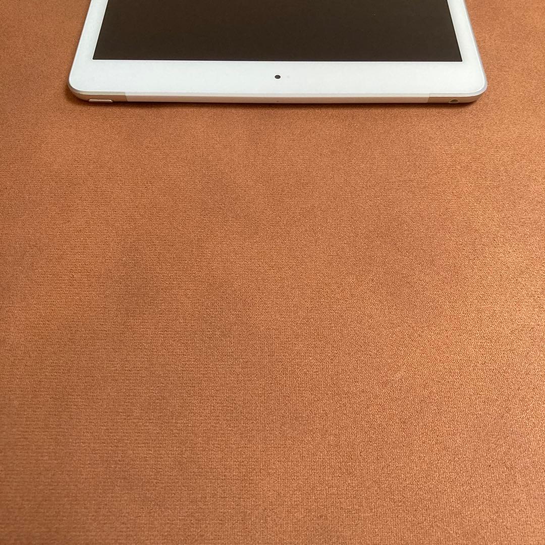 525【早い者勝ち】iPad8 第8世代 32GB SIMフリー☆