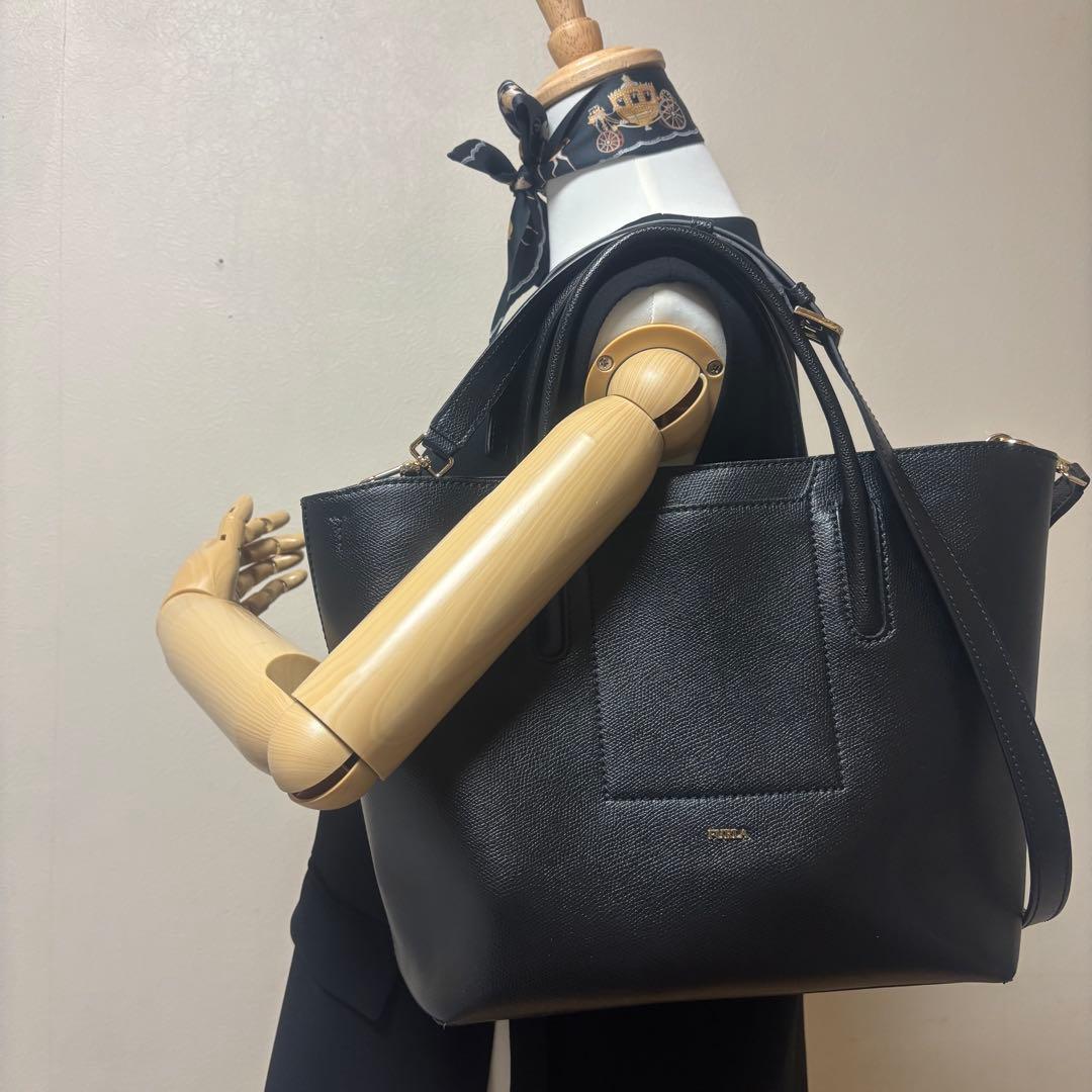 【FURLA】フルラ美品ショルダーバッグ２way