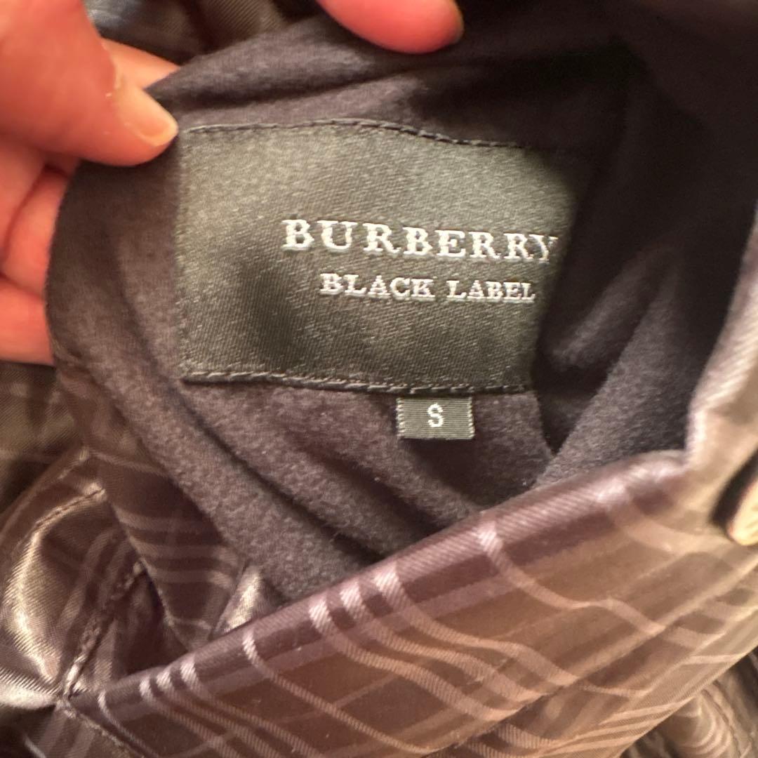 三日月さま専用未使用 バーバリーブラックレーベル　リバーシブル　ダウン