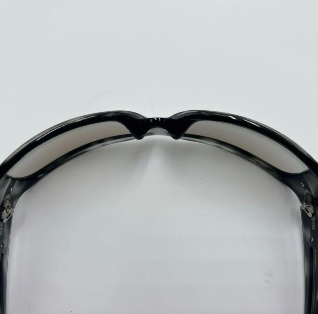 PRADA スクエア型サングラス gradation sunglasses