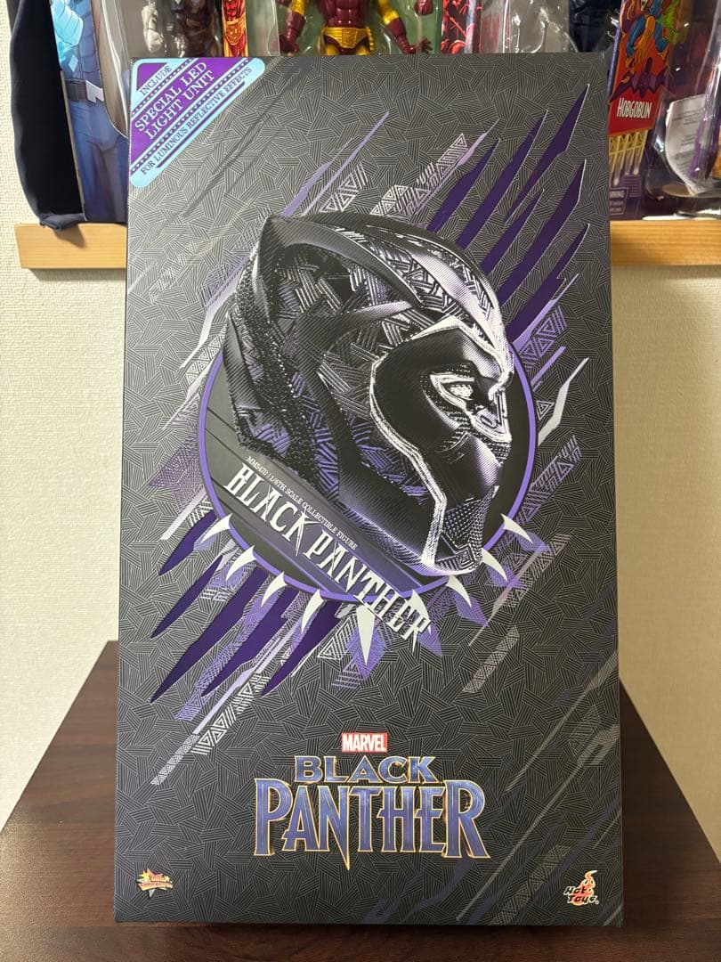 【テンリン】ホットトイズ ブラックパンサー フィギュア