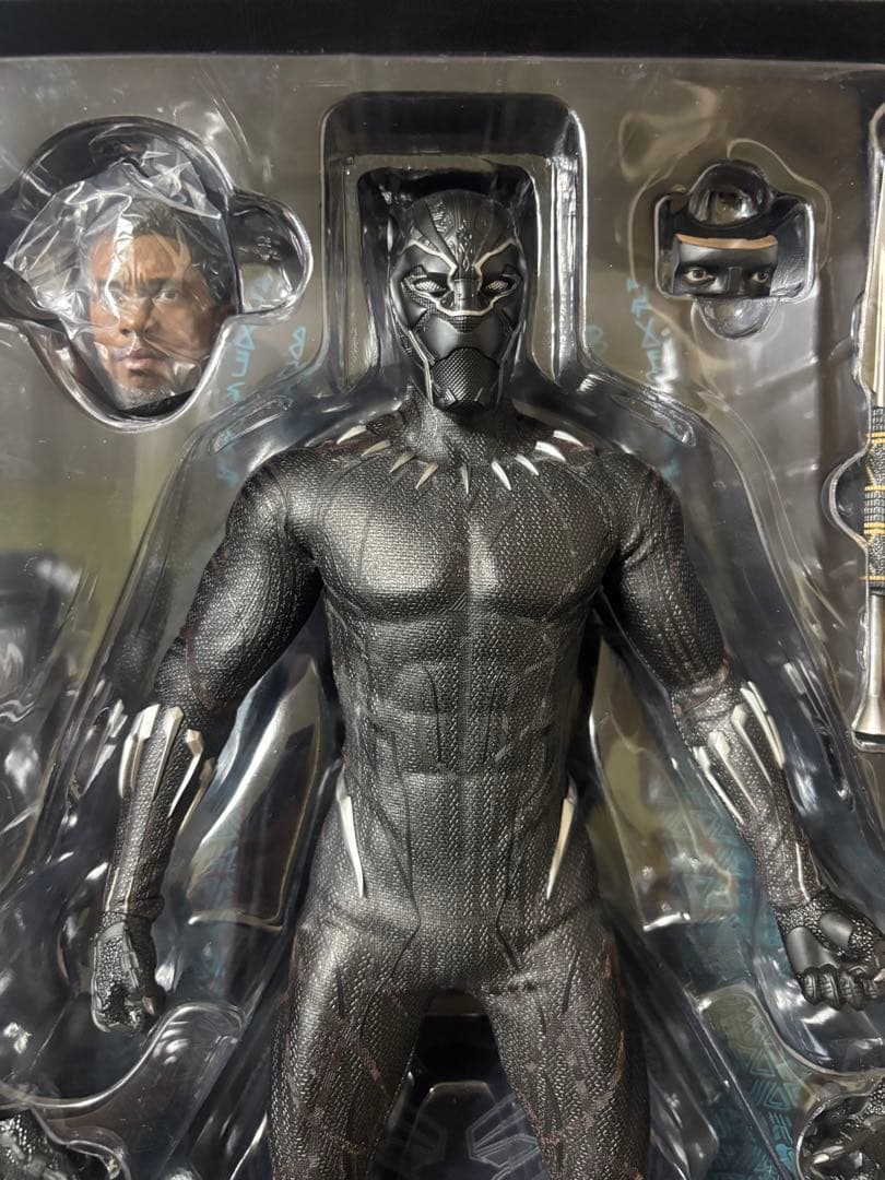 【テンリン】ホットトイズ ブラックパンサー フィギュア