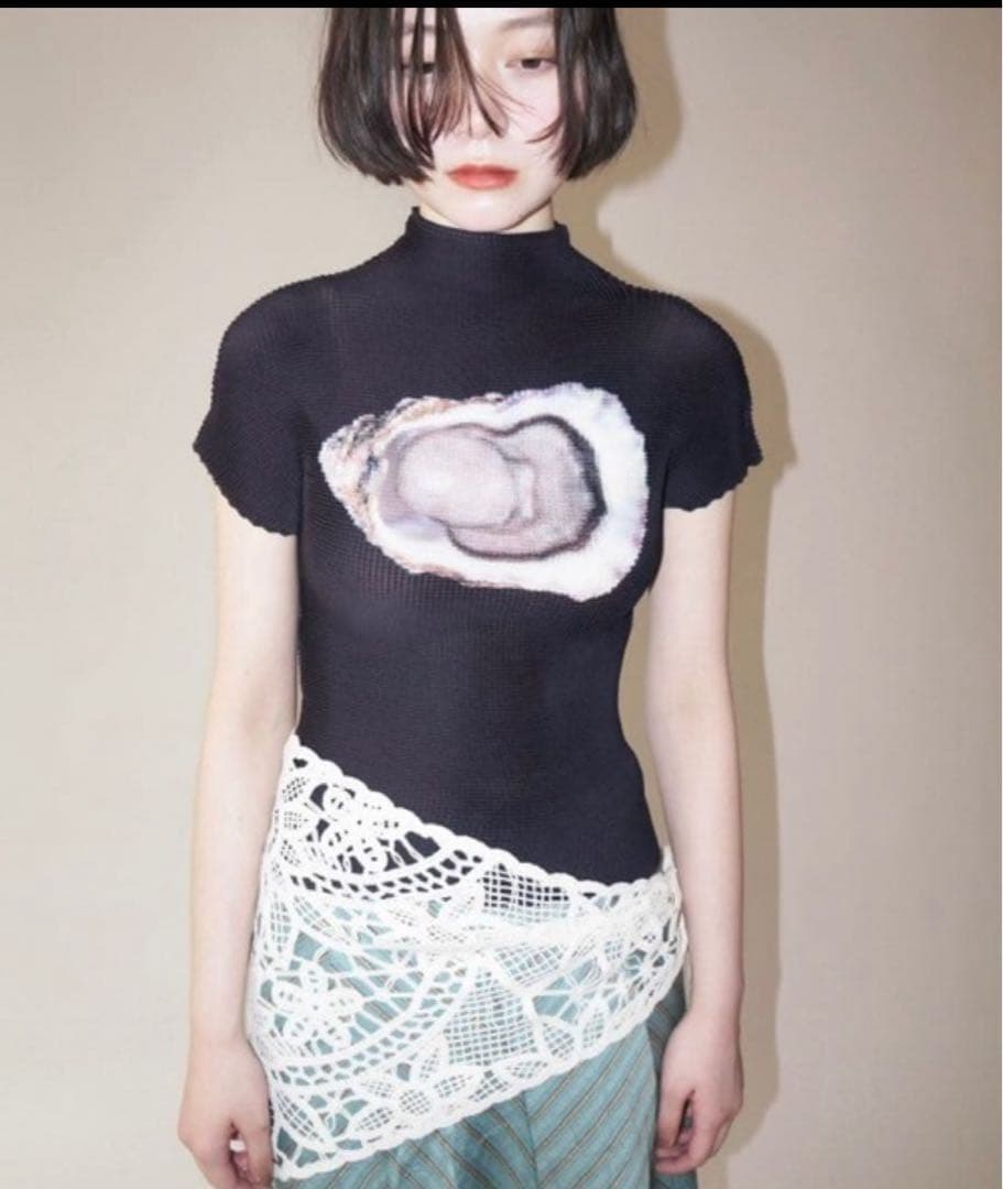 musubore pleatsed print tops 牡蠣　プリーツトップス