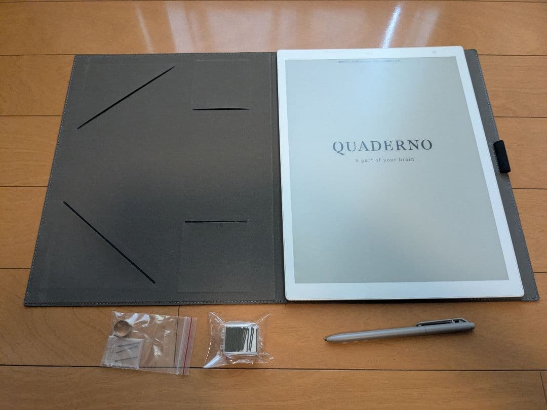 クアデルノ Gen.2 A4、ペン、専用カバー、替芯　Quaderno