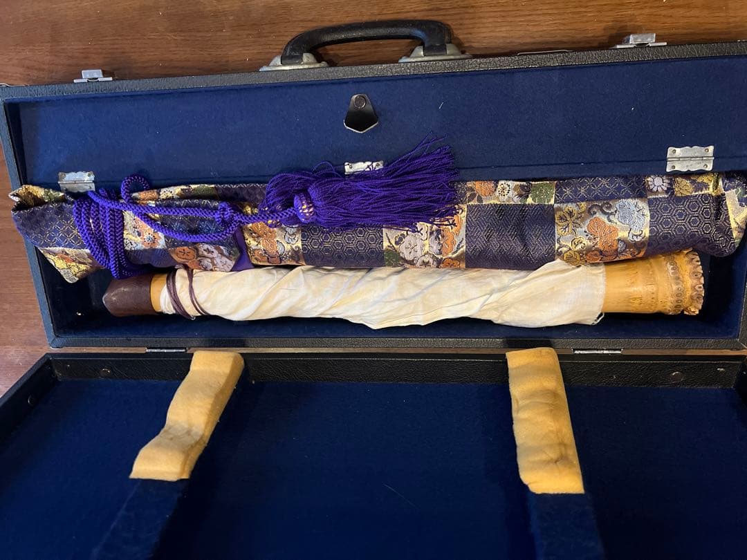 尺八本体とケース、教本付き