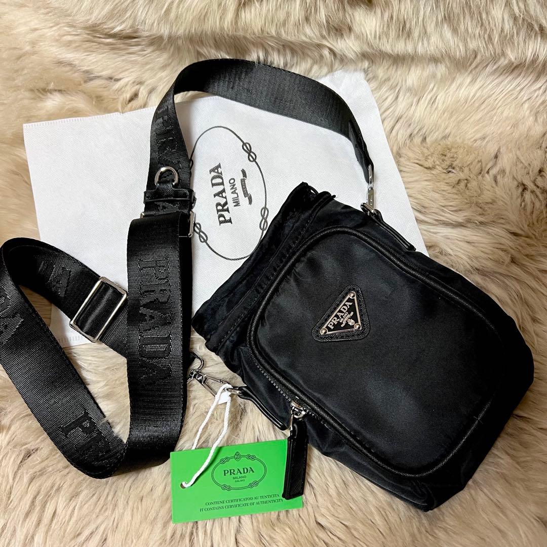 新品♡ノベルティ スマホショルダーバッグ