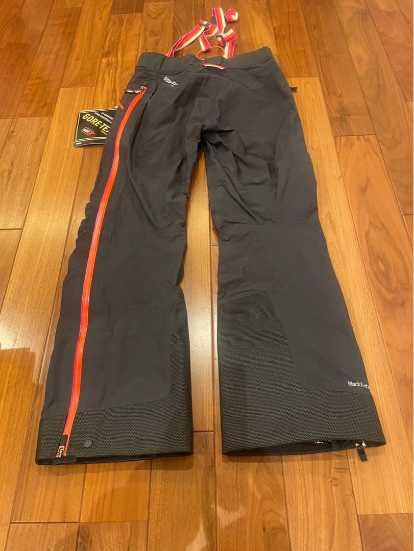 年末 sale❣️Peak Performance GORE-TEX スキーパンツ