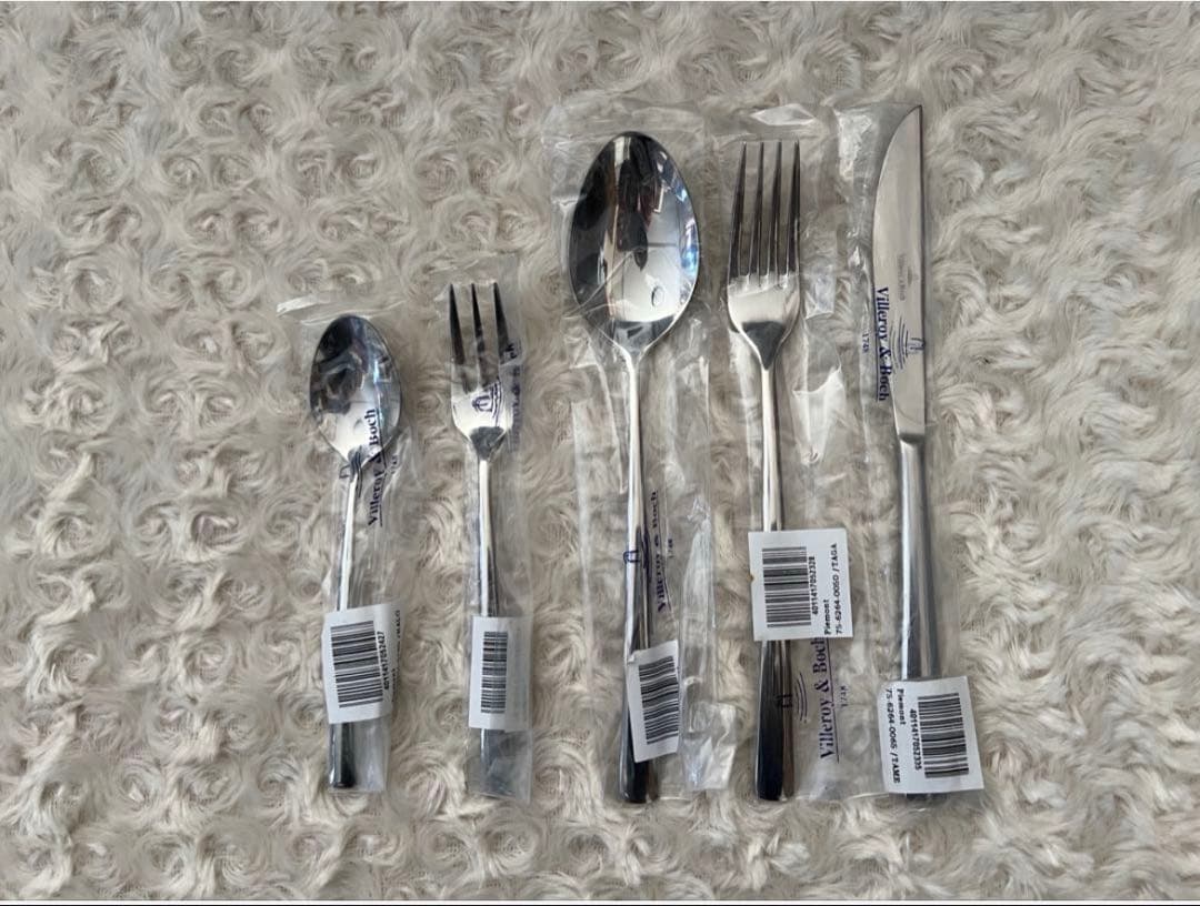 ビレロイ&ボッホ　カトラリーセット　ピエモント　ディナーセット〈30本セット〉