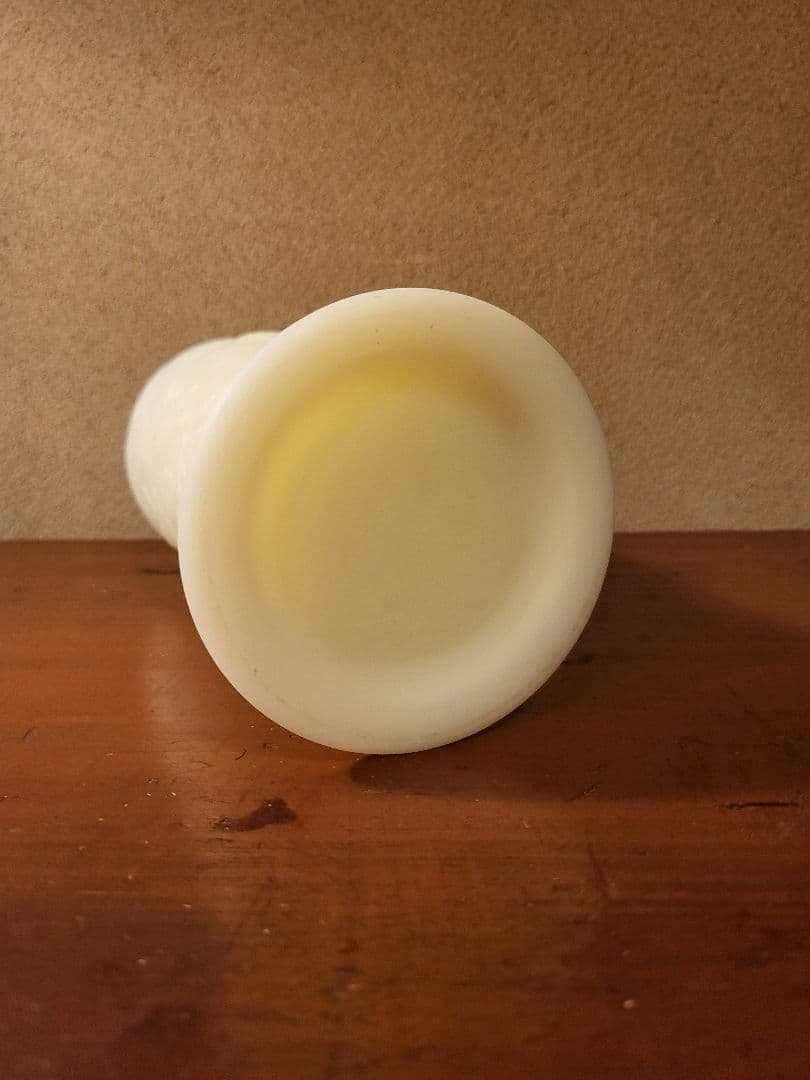 花瓶　フラワーベース　ウランガラス