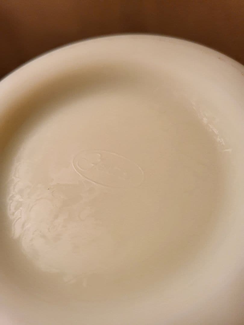 花瓶　フラワーベース　ウランガラス