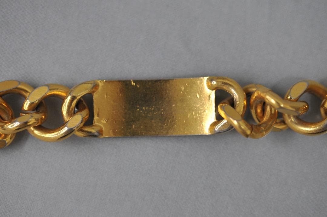 C*e様 シャネル　チェーンベルト　メダル／ロゴプレート