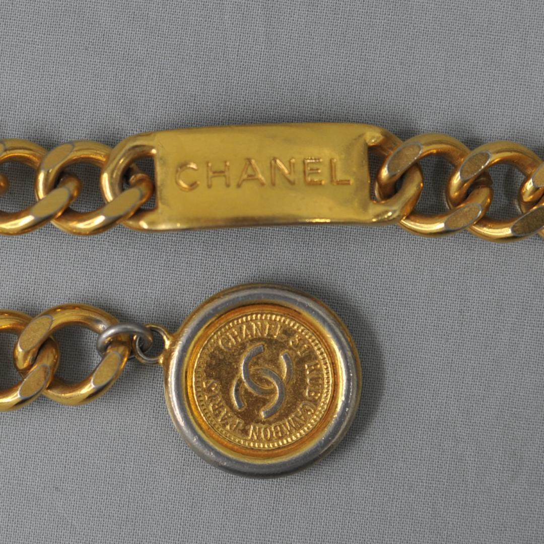 C*e様 シャネル　チェーンベルト　メダル／ロゴプレート