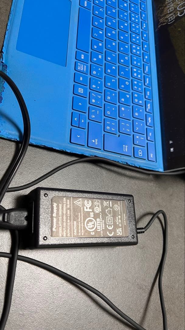 Microsoft Surface Pro4 ブルーキーボード付き ペンなし