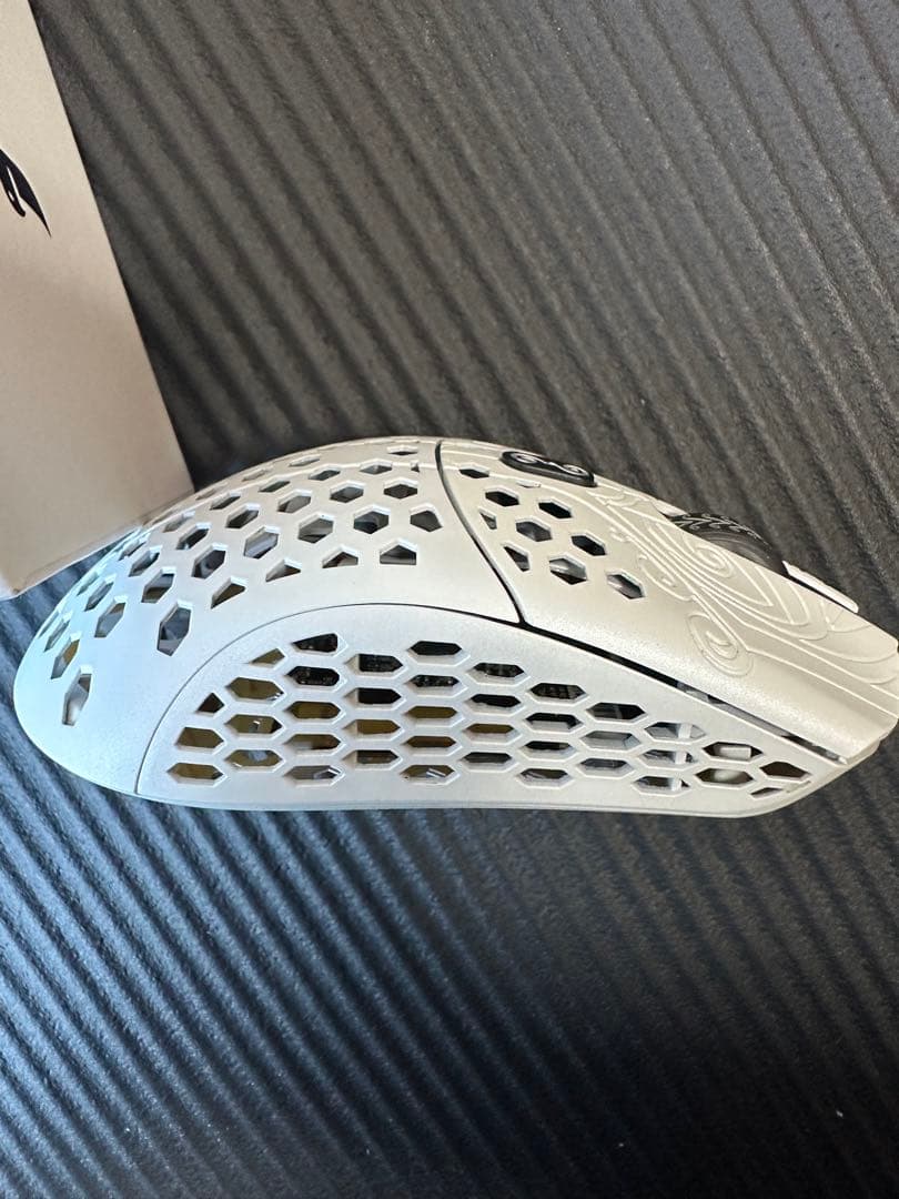 超美品 Finalmouse Starlight12 Pegasus M