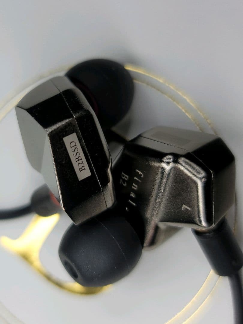 【美品】final B2【FI-B2BSSD】