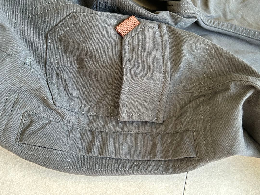 Nike ACG OREGON シリーズ　ブラックカーゴパンツ　ナイキ