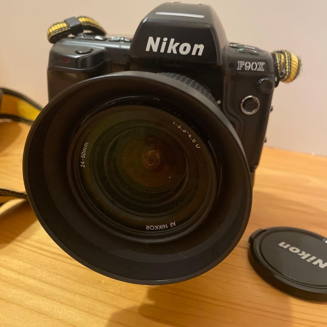 Nikon F90X レンズAF NIKKOR MF-26 MB-10付き