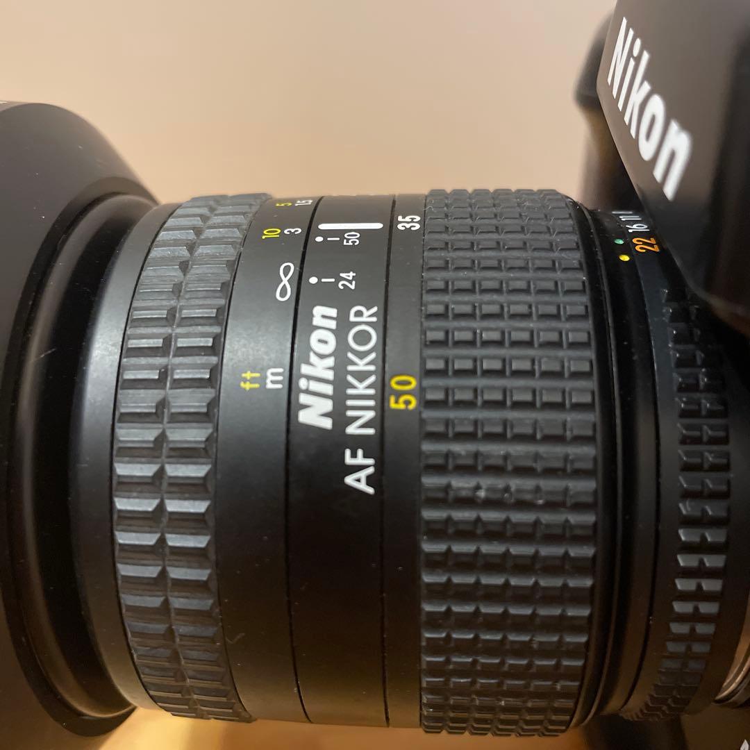 Nikon F90X レンズAF NIKKOR MF-26 MB-10付き