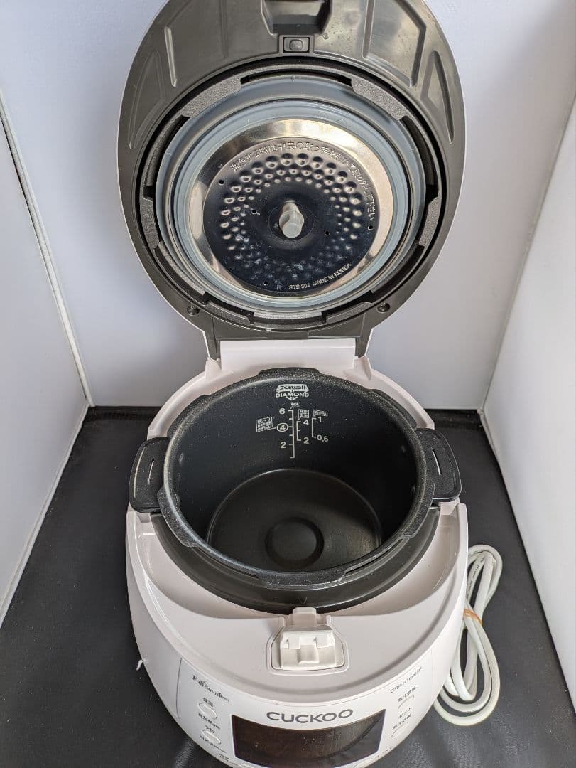 酵素玄米発芽炊飯器　CUCKOO CRP-HTR065F