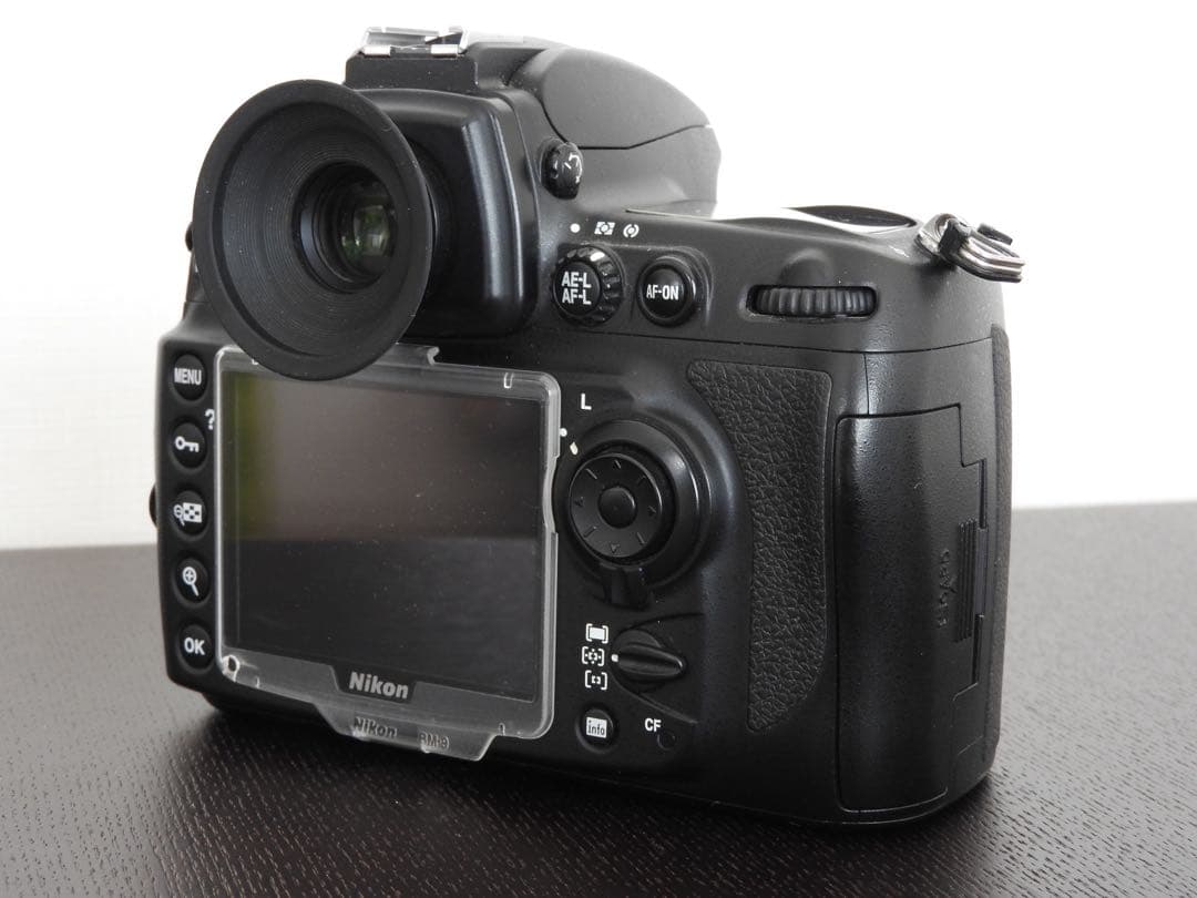 Nikon D700 ニコン デジタル一眼レフカメラ MB-D10 縦グリップ付