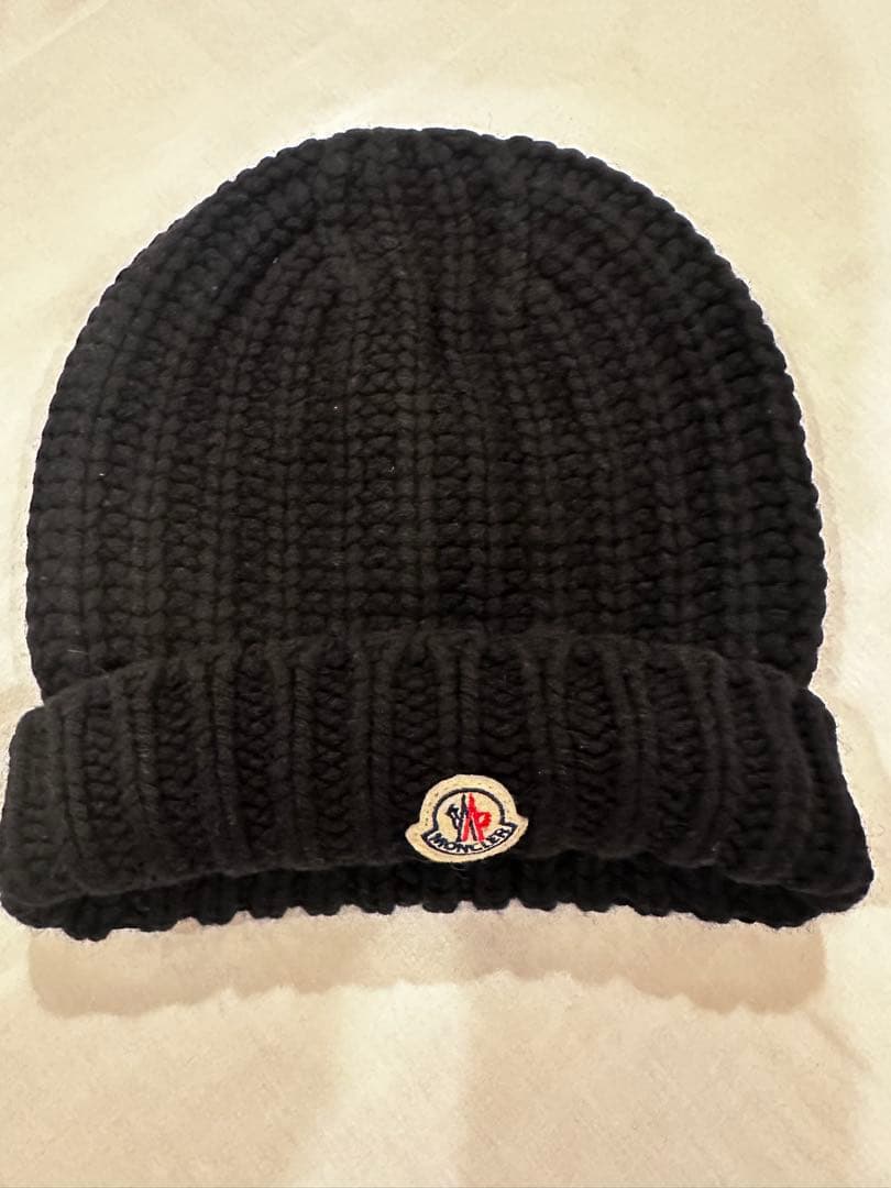 新作モンクレール黒のニット帽