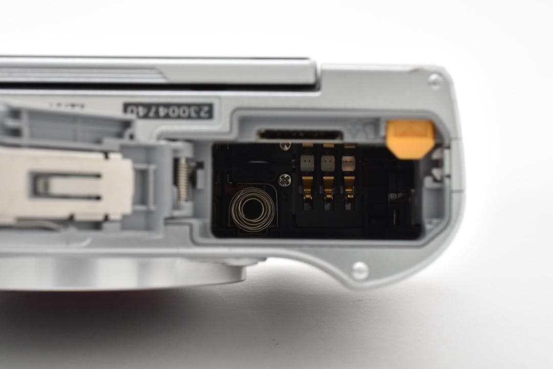 超美品 ニコン 1 J5 ミラーレスデジタルカメラボディ シルバー Nikon