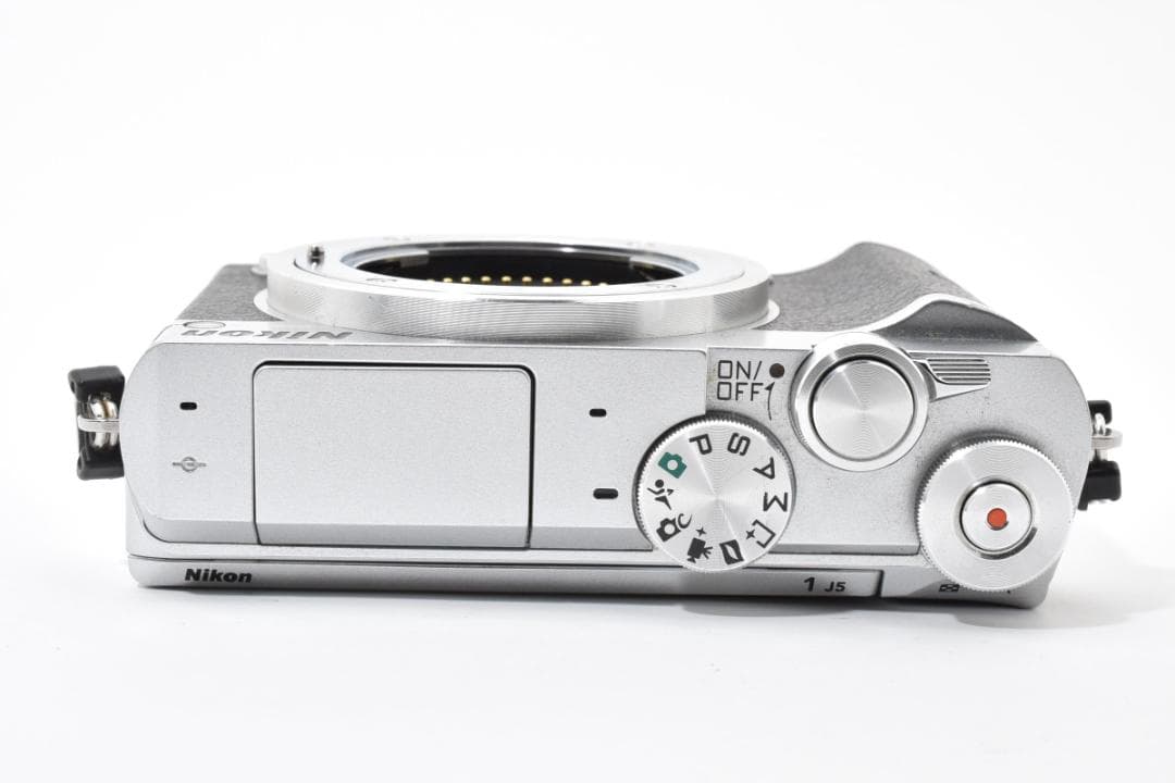 超美品 ニコン 1 J5 ミラーレスデジタルカメラボディ シルバー Nikon