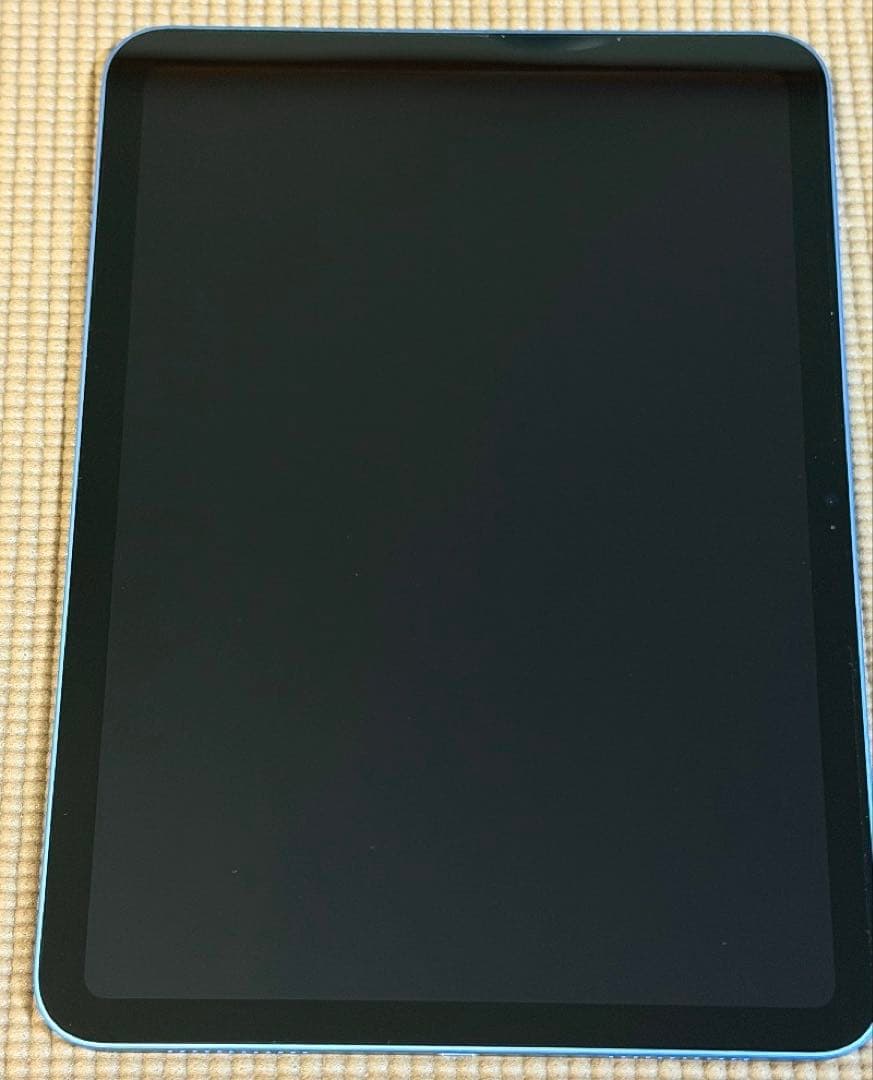 【美品】iPad 第10世代 10.9インチ 64GB ブルー　箱・付属品付き