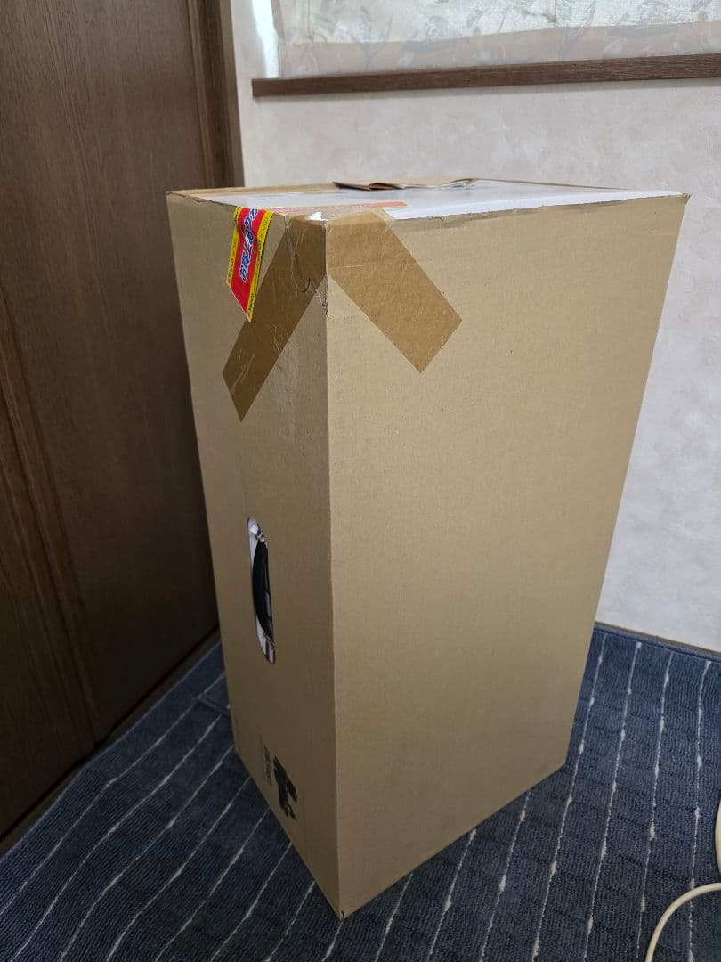 Dyson SV19 掃除機新品未使用品　ダイソン　自立式充電スタンド付