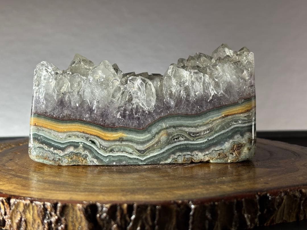 ウルグアイ産　天然非加熱　プラシオライト　グリーンアメジスト　244g