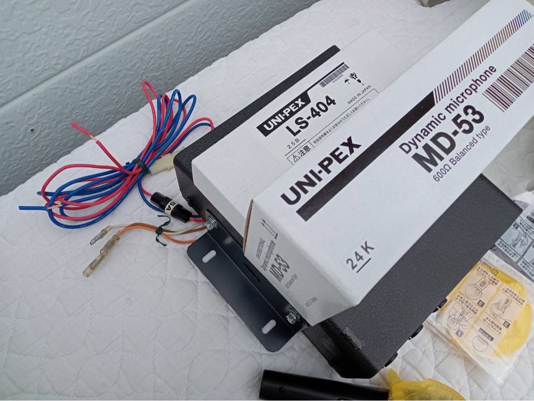 TOA　2個で60W選挙スピーカー　車載アンプ60W　マイク2本