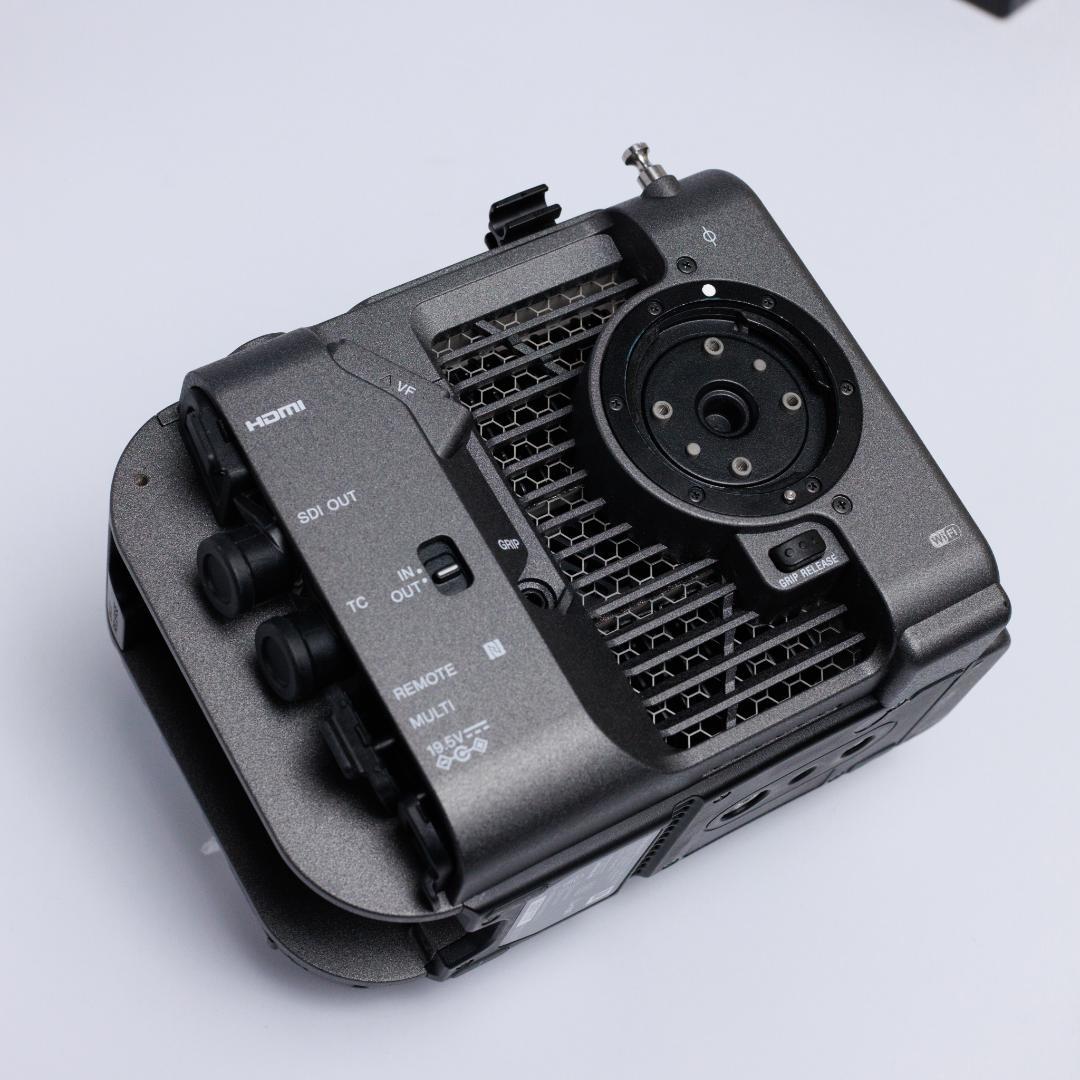 SONY FX6+24-105mm F4+BP-U70+充電器