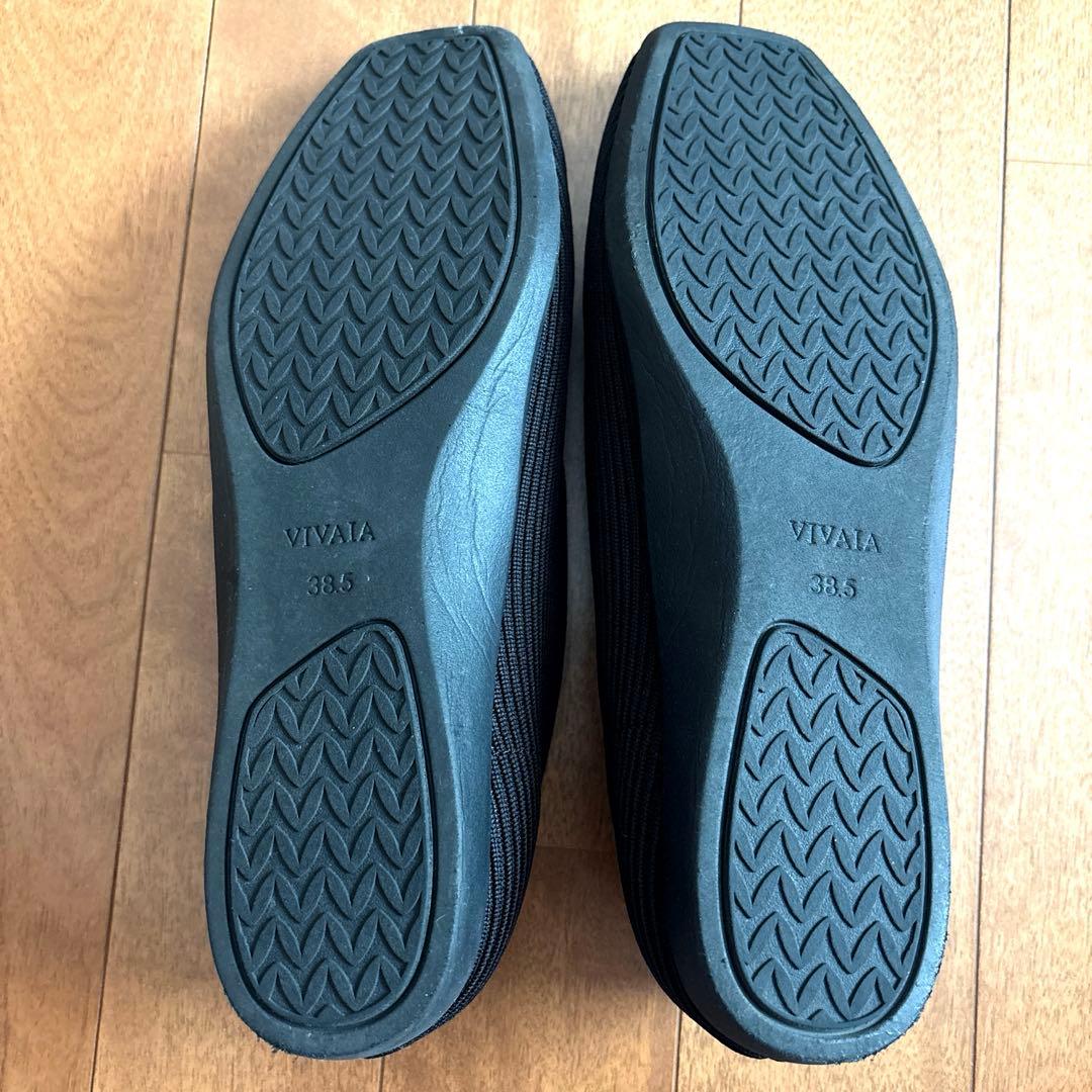 【美品】VIVAIA スクエアトゥパンプス 黒 38.5/24.5cm