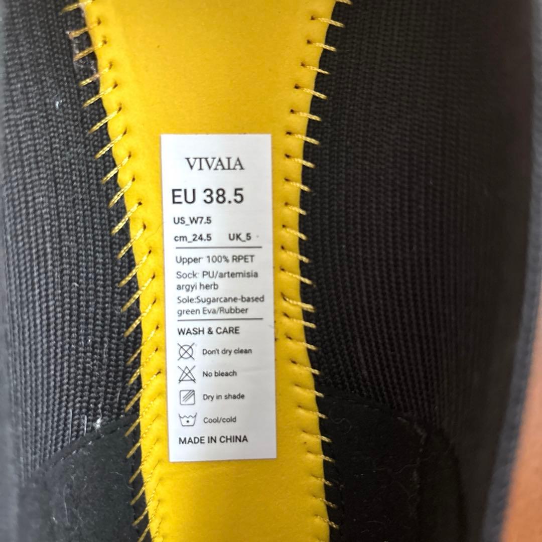 【美品】VIVAIA スクエアトゥパンプス 黒 38.5/24.5cm