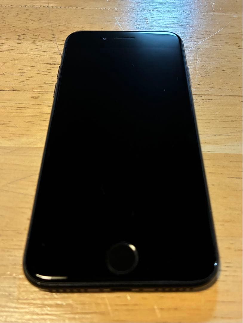 SIMフリー　iPhone SE 第3世代　64GB