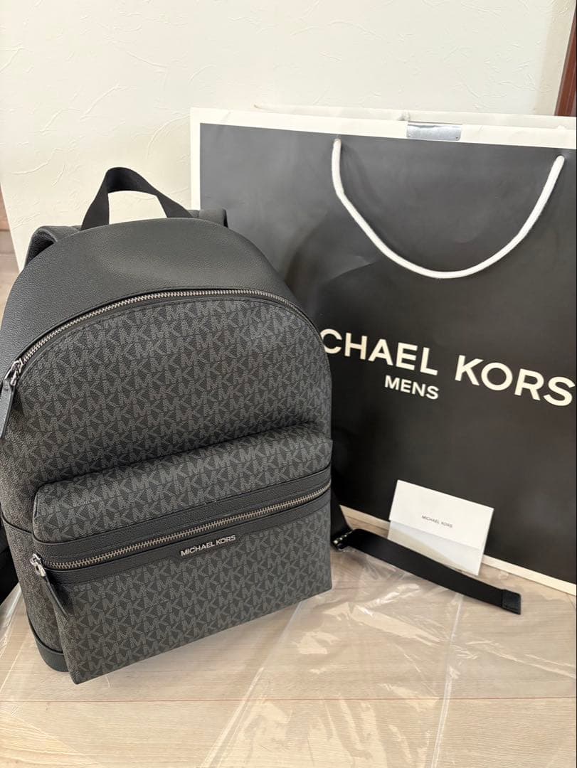 MICHAEL KORS COOPER ドーム バックパック -MKシグネチャー