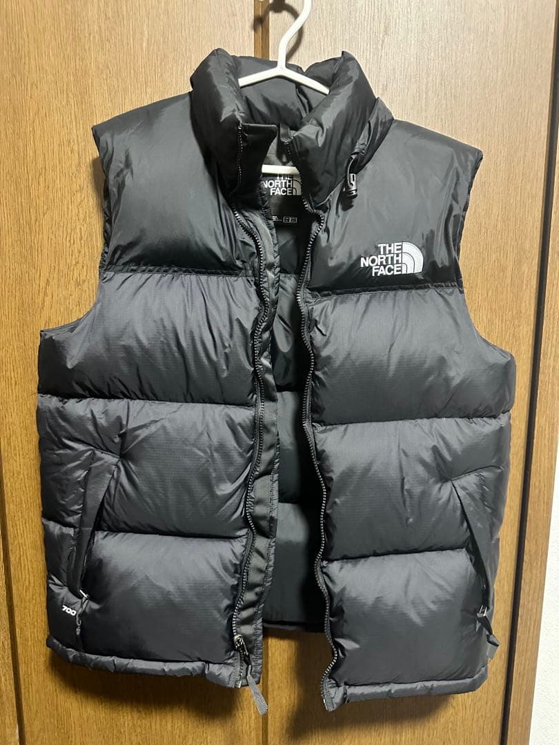 THE NORTH FACE ヌプシ　ブラック ダウンベスト