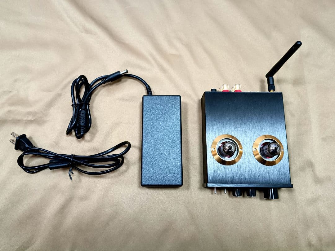 DOUK AUDIO M8 真空管アンプ