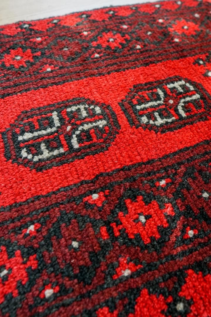 Chocotoypuトルクメン 手織り絨毯 トライバルラグ