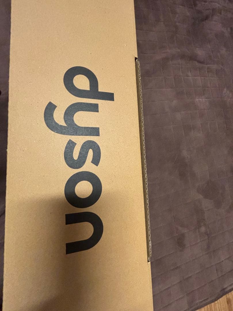 新品未使用 V8 スティッククリーナー レッド/シルバー