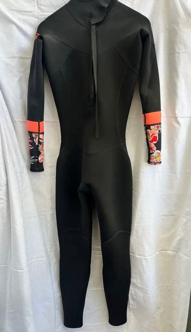 ロキシー　ROXY ウェットスーツ　フルスーツ 2.5mm AQUAα ブラック