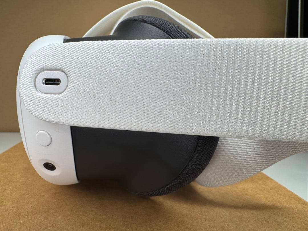  Quest 3 4K 512GB ヘッドセット(ホワイト) 付属品付き