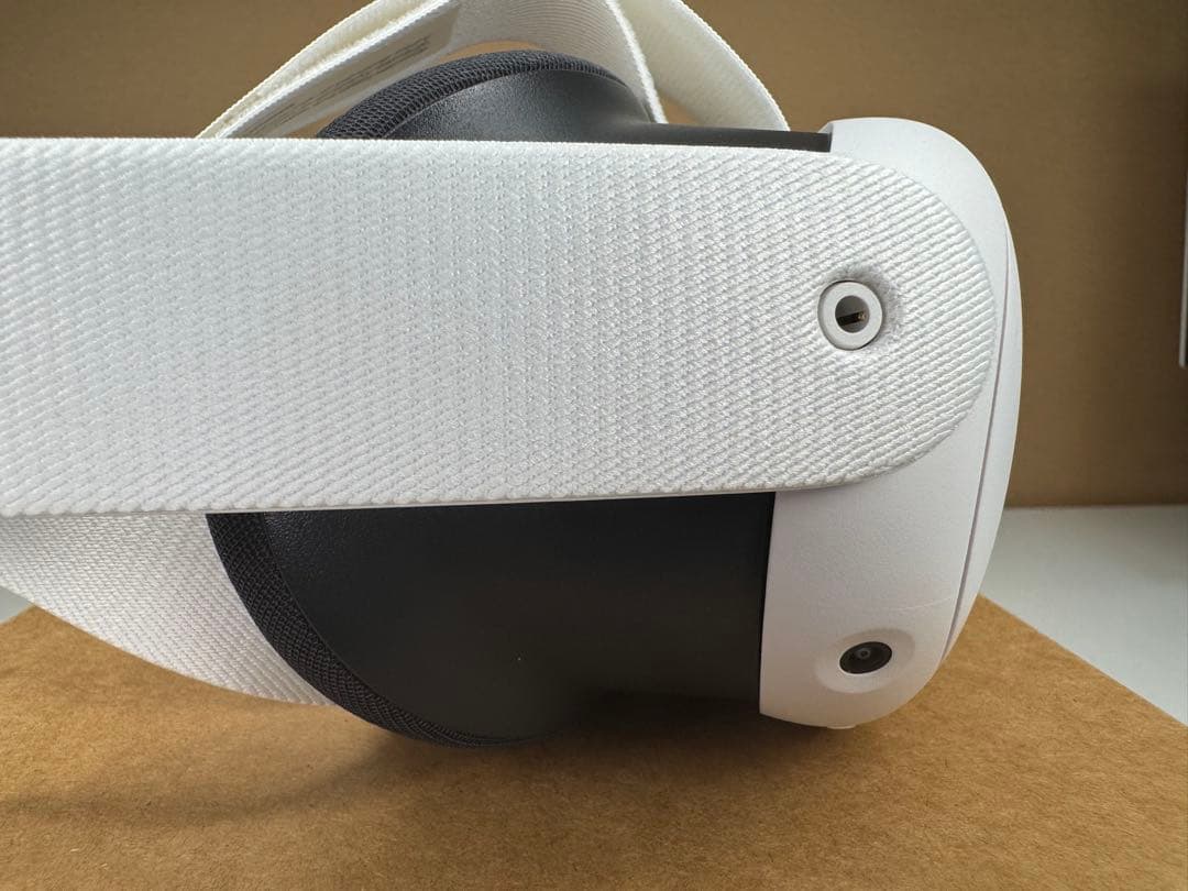  Quest 3 4K 512GB ヘッドセット(ホワイト) 付属品付き