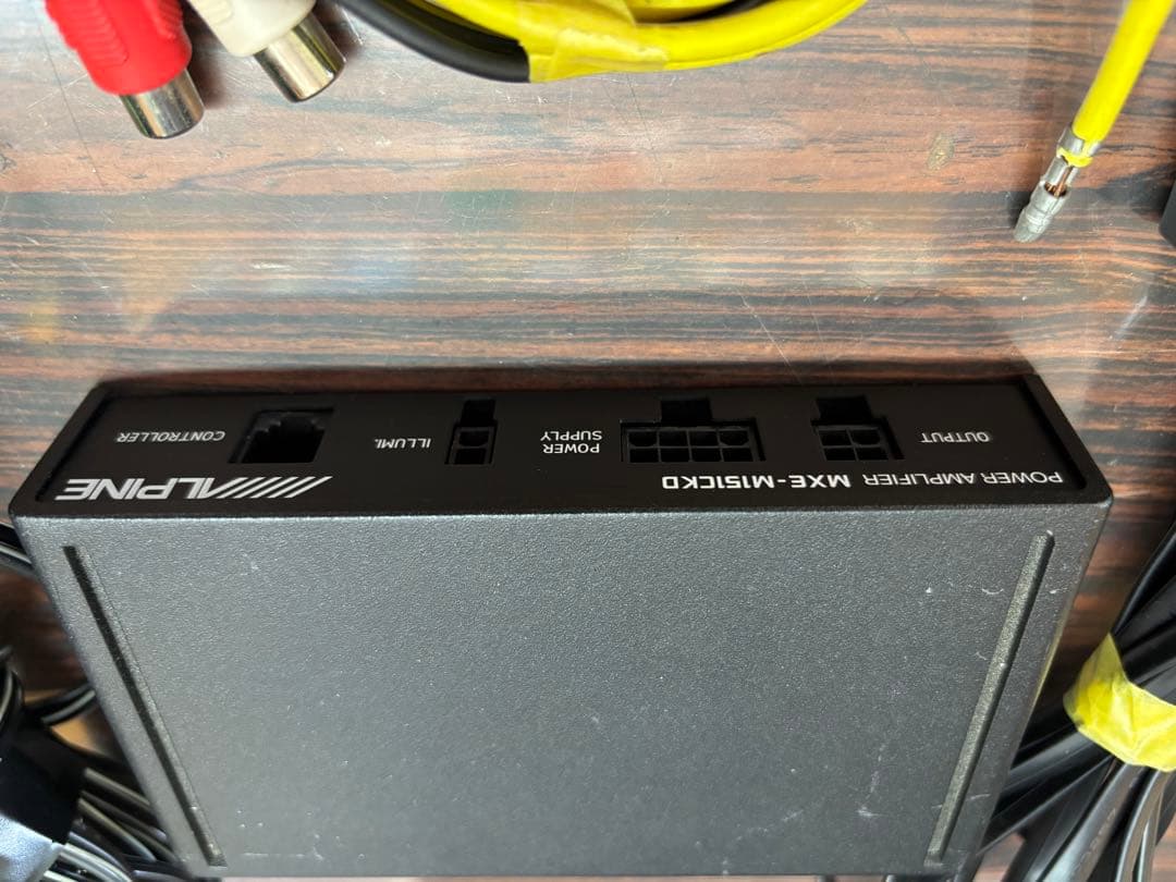 【動作確認済】ALPINE サブウーファー SWE-1500 パワーアンプ